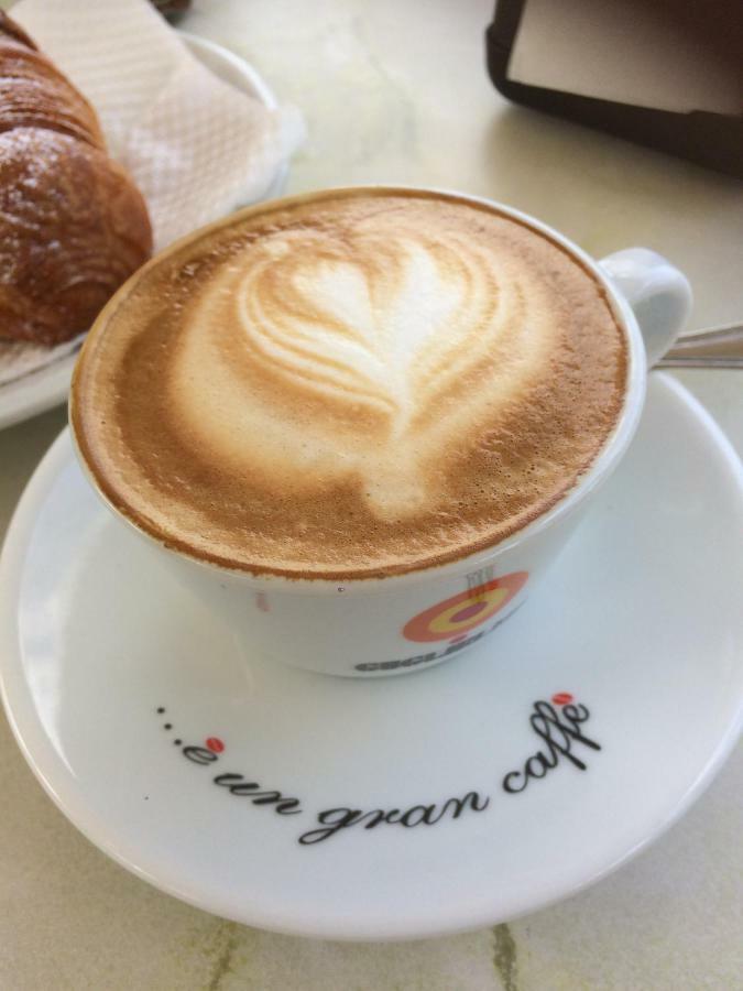 B&B "Croce Nivera" 비보발렌티아 외부 사진